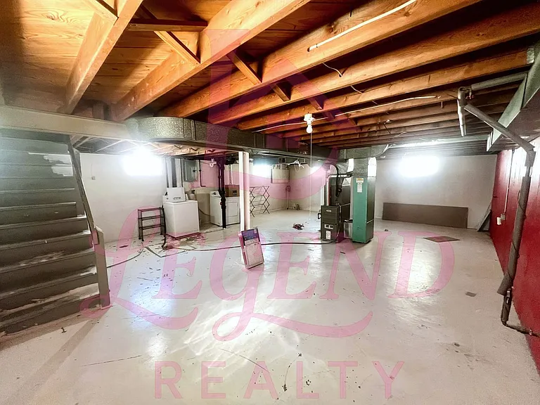 2533 Tamm Ave — Photo 8