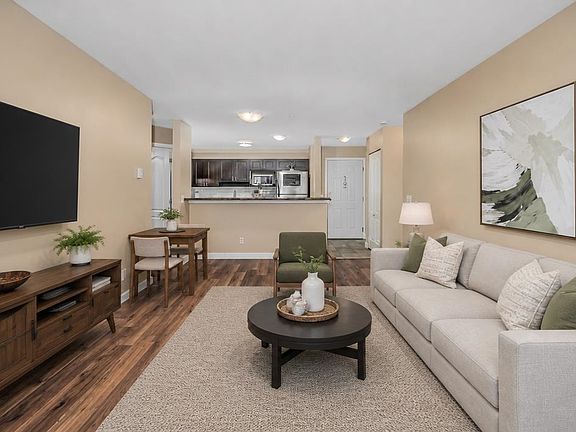 3rd image of 33738 King Rd #401