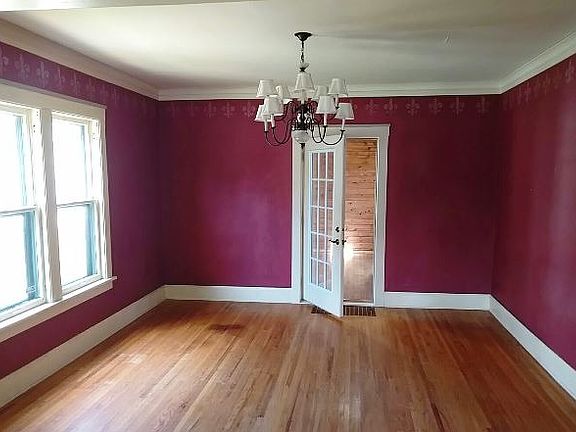 5th image of 1916 Hutchins Ave