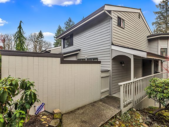 2nd image of 15800 Village Green Dr #8-24