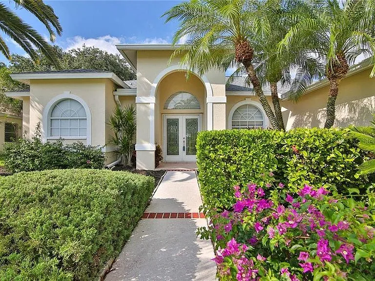 8920 Grey Oaks Ave — Photo 13