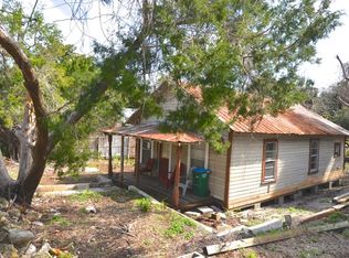 750 6th St, Cedar Key, FL 32625