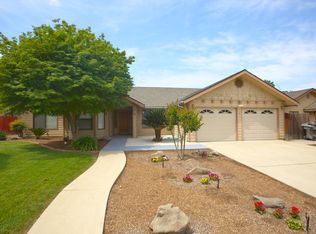 135 S Cottonwood Ct, Visalia, CA 93291
