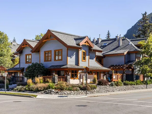 404 NW Marten St #203, Banff, AB T1L 0A1