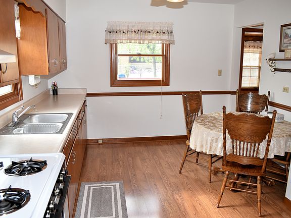 5th image of 531 E 161st St