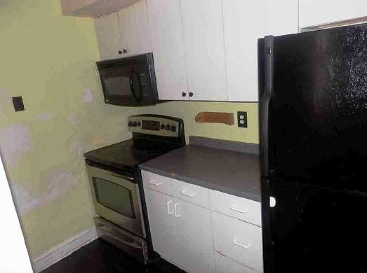 3rd image of 90 Adams Dr NE #61