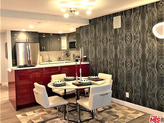 5th image of 700 E Ocean Blvd Unit 2106