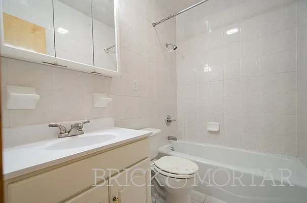 Rented by Brick&Mortar | media 23