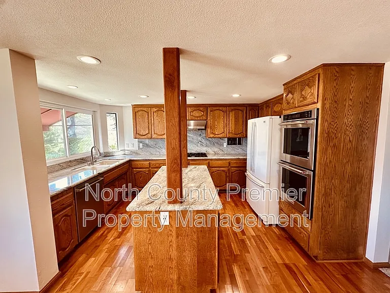 7067 Llama St — Photo 27