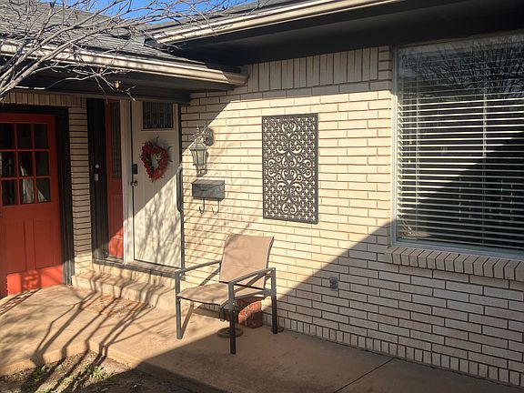 3rd image of 901 Washington Blvd