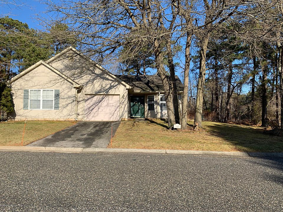 1st image of 343 Gardenia Dr