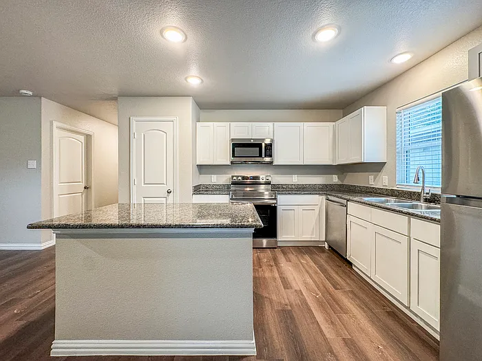 2222 Echo Lake Dr — Photo 5