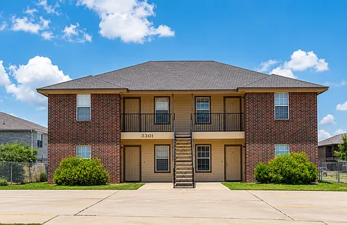 3301 Barcelona Dr Photo 1