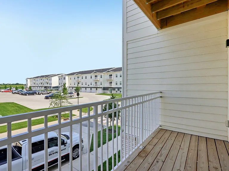 Precedent Flats | Specials Available — Photo 91