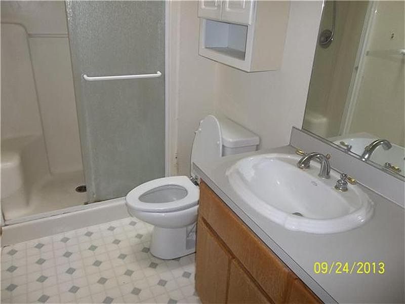 2nd image of 6812 NE 17th Ave