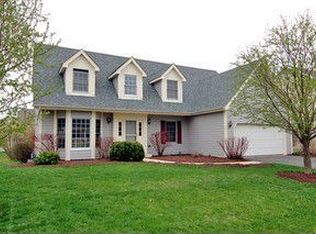 5312 Sand Lily Dr, Naperville, IL 60564