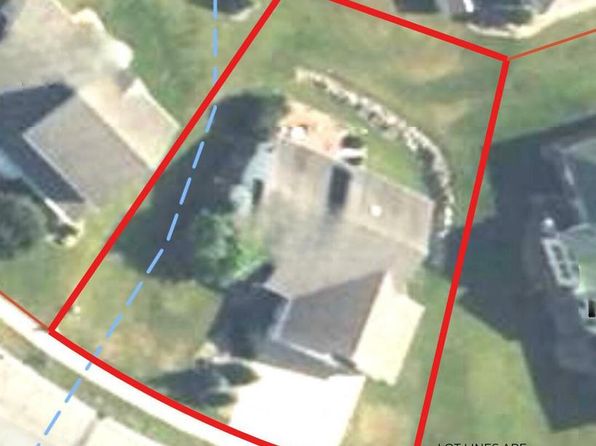 100 Larkspur LANE EAST East, Onalaska, WI 54650