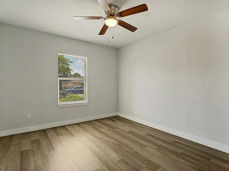 5535 Red Sky St — Photo 15