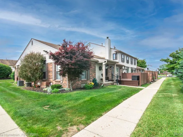 41195 Southwind Dr, Canton, MI 48188