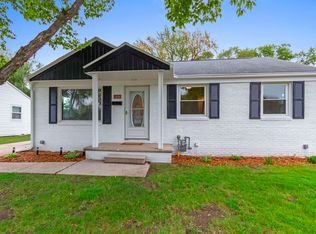 833 S Oneida St, Green Bay, WI 54304