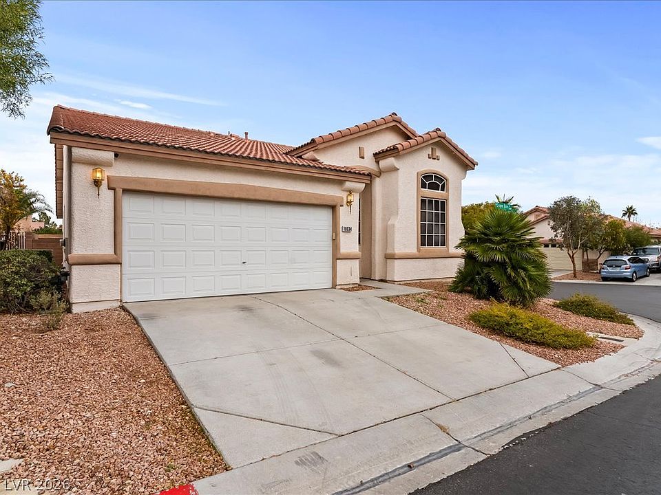 1st image of 10034 Canyon Dunes Ave