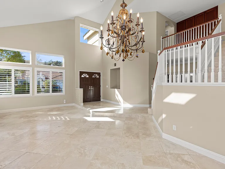 13163 Valewood Rd — Photo 4