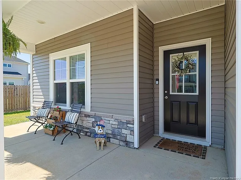 137 Wright Woods Ln — Photo 3