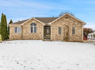 43150 Little Rd, Clinton Township, MI 48036