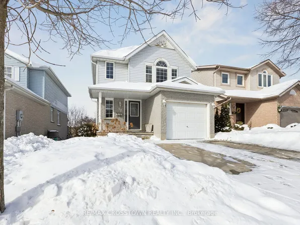 52 Gibb St, Cambridge, ON N3C 4C2