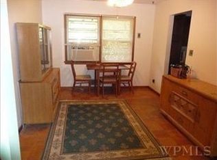 17 E Old Farm Rd, Hopewell Junction, NY 12533
