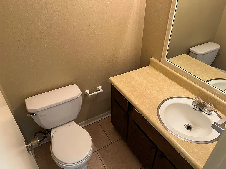 3161 Glenda Ave #208 — Photo 8