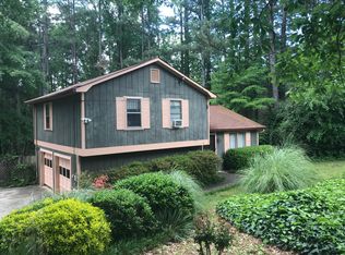 908 Sheppard Rd, Stone Mountain, GA 30083