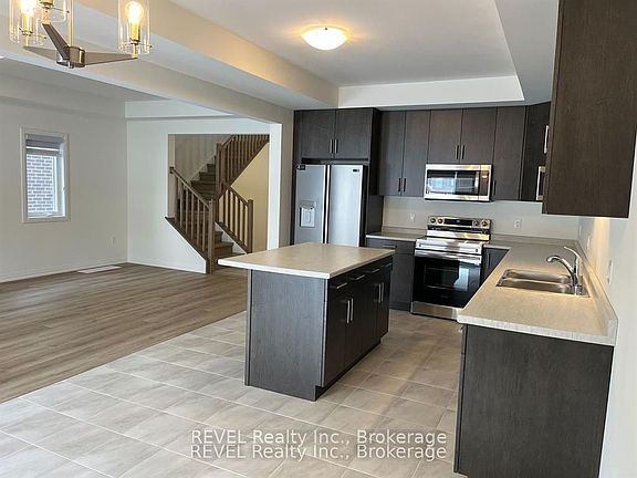 5th image of 84 Acacia Rd