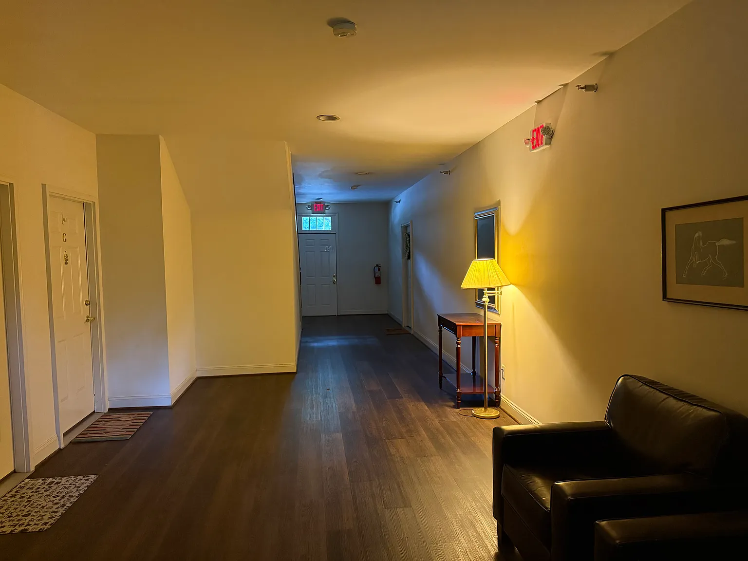 2 bed, 1220 sqft, $1,995 — Photo 2