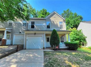 241 Doughton Ln, Charlotte, NC 28217