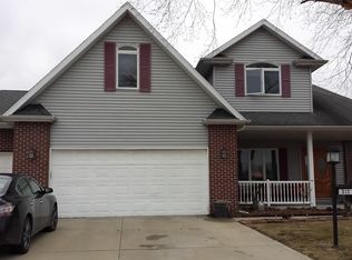 312 Neipswah Ct, Rantoul, IL 61866