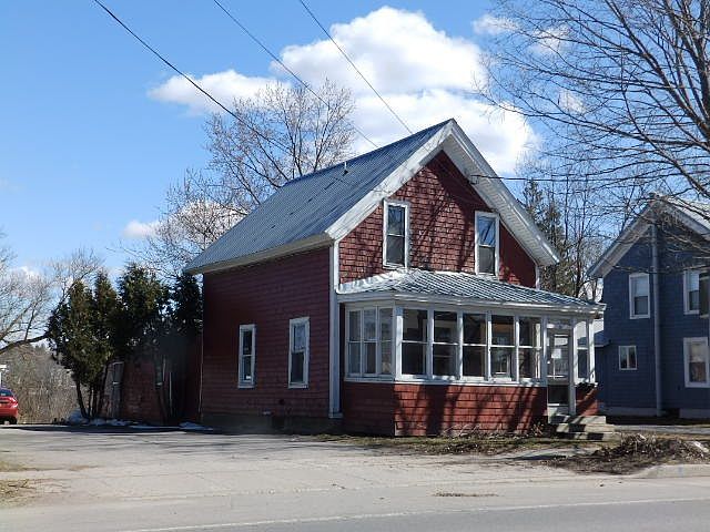 1st image of 17 Gouverneur St