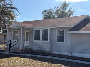 5335 6th St, Zephyrhills, FL 33542