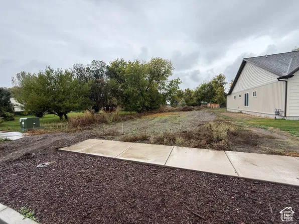 561 Center Ave, Logan, UT 84321