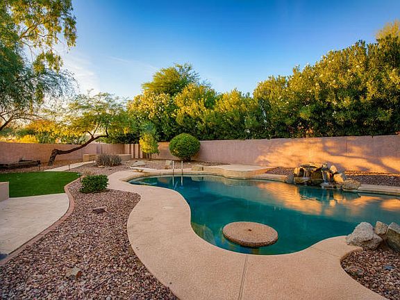 5th image of 9002 E Caribbean Ln