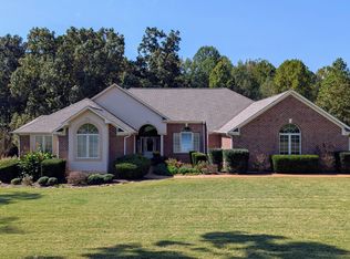 230 Oak Ridge Dr, Henderson, TN 38340