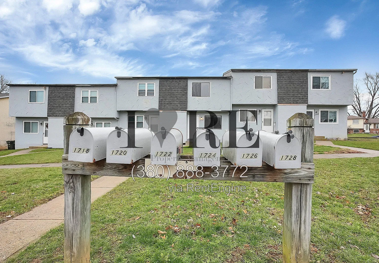 2 bed, 1.5 bath, 832 sqft, $995 — Photo 1