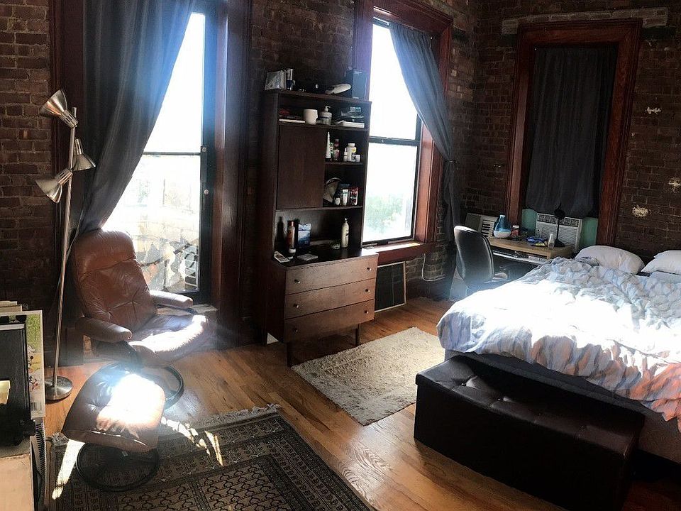1st image of 1 W 100th St APT 5F