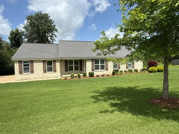 916 Lynn Cir, Tupelo, MS 38804
