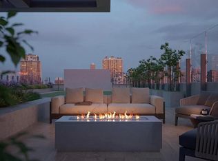 1605 N Vine St #810, Chicago, IL 60614