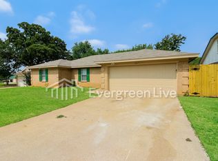 2417 Meadow Vw, Bedford, TX 76021