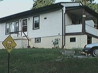 326 Bellwood Rd, West Mifflin, PA 15122