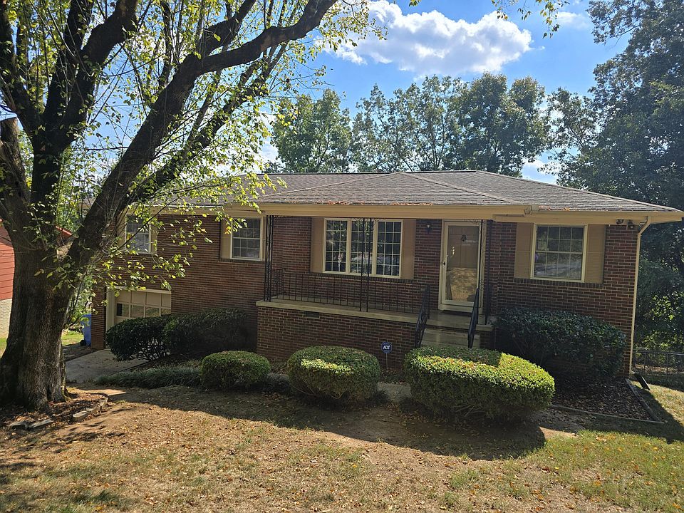 1st image of 548 Las Lomas Dr