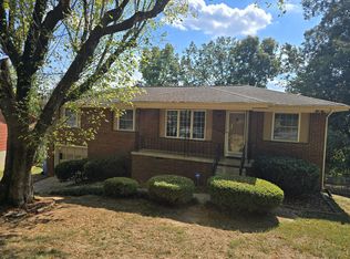 548 Las Lomas Dr, Chattanooga, TN 37421