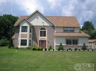 125 Sonora Ln, Kunkletown, PA 18058